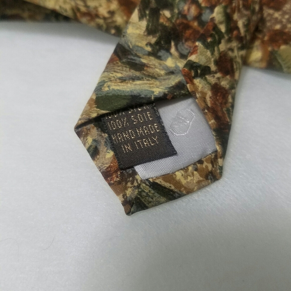 Mens Valentino Tie - Picture 3 of 4